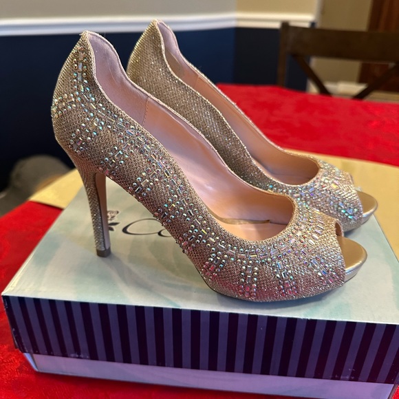 Coloriffics Nude Embellished Dress Shoes - Picture 7 of 8